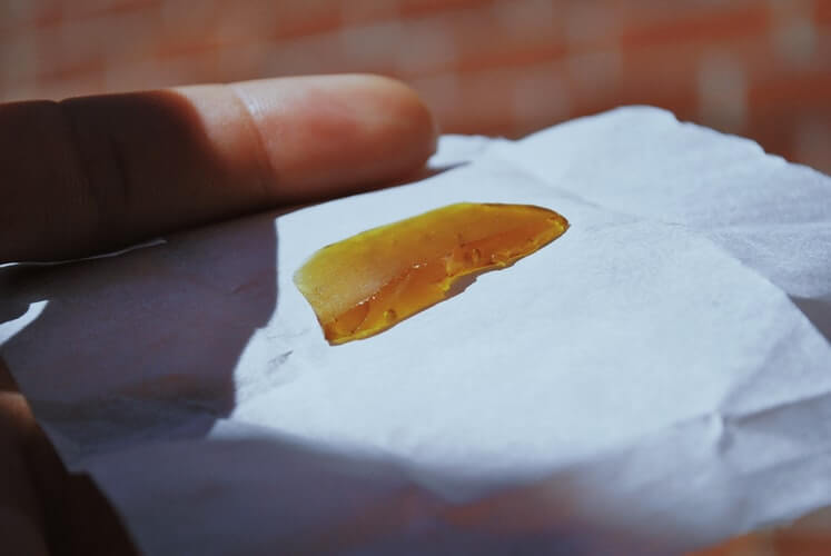 How to Dab CBD Concentrates: Everything You Need to Know